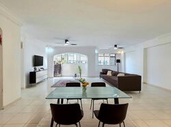 Blk 528 Woodlands Vista (Woodlands), HDB Executive #600632511